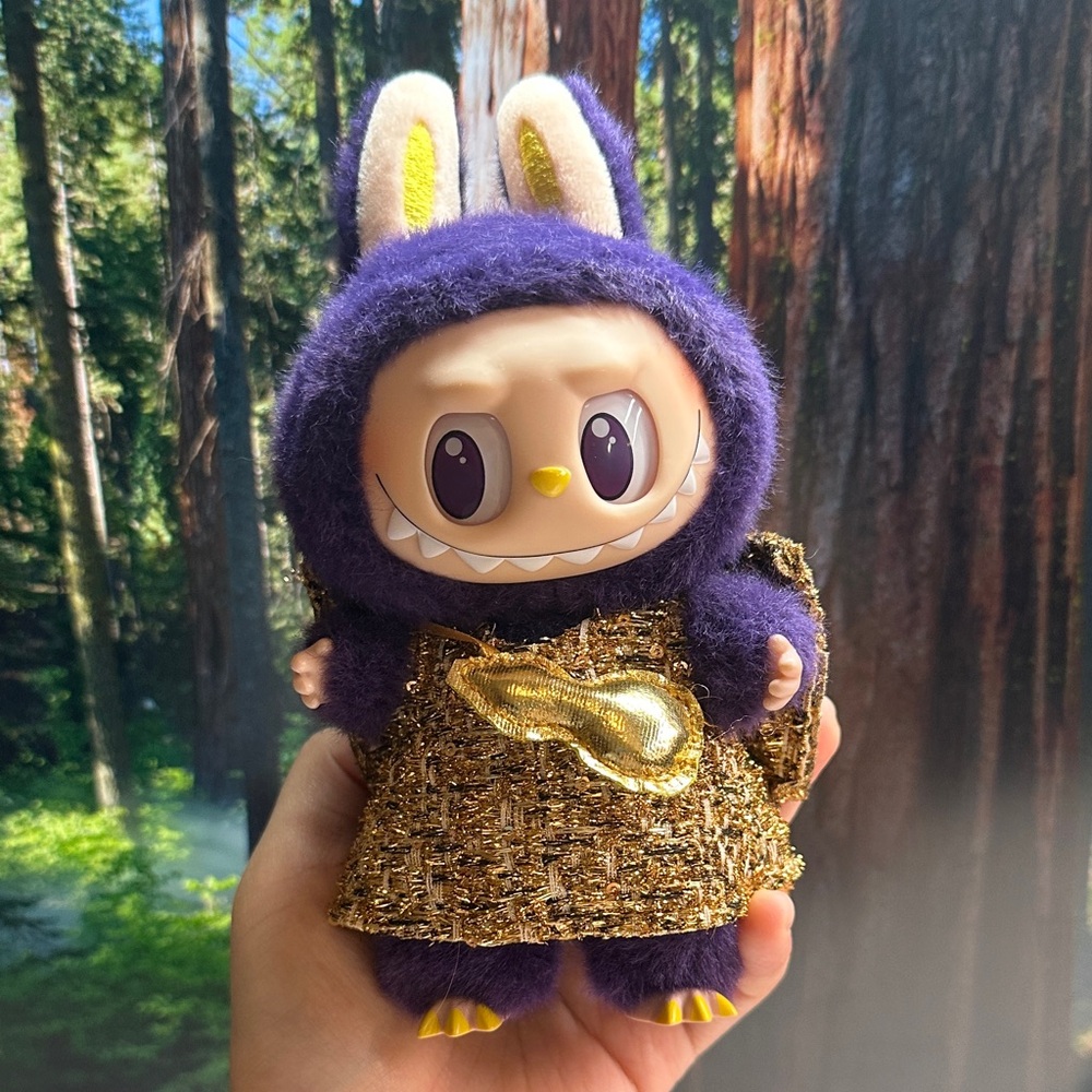 Labubu Pronounce Wings of Fortune Vinyl Plush Pendant